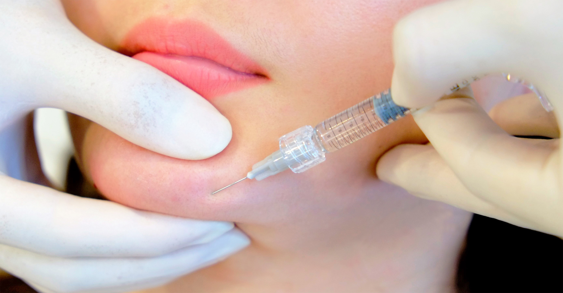 Dual International Certification Courses in Aesthetic Medicine